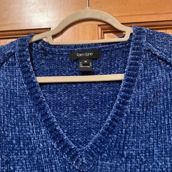 Karen Kane v-neck sweater - Picture 2 of 6